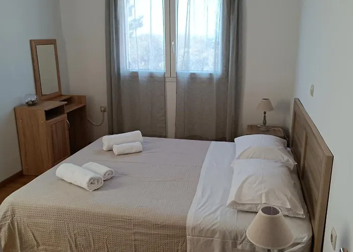 Little House With View *